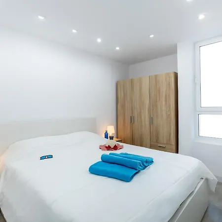 Puesta Del Sol Luxury 아파트 *